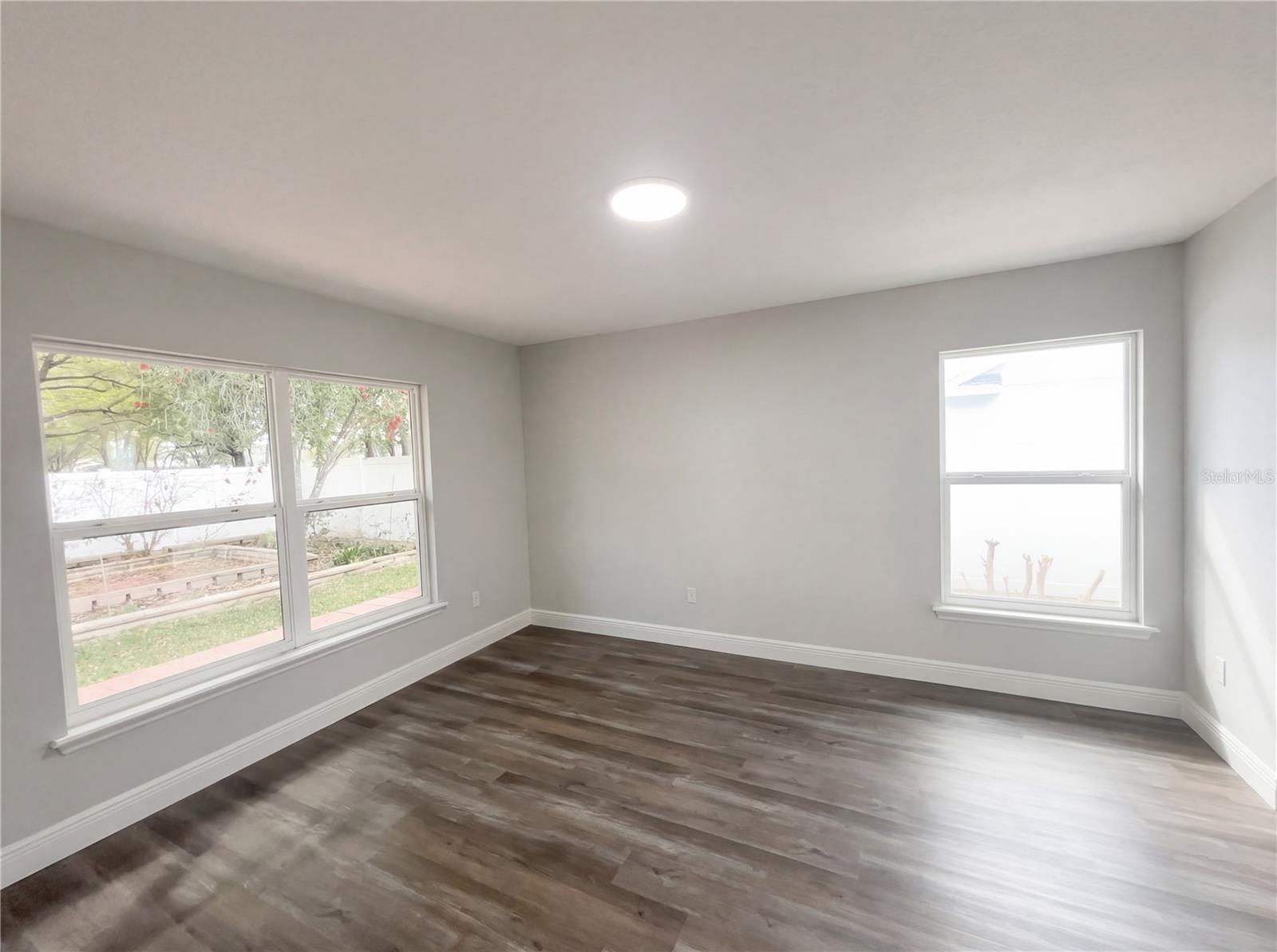 WINTER GARDEN TRLS 01-3 - Residential