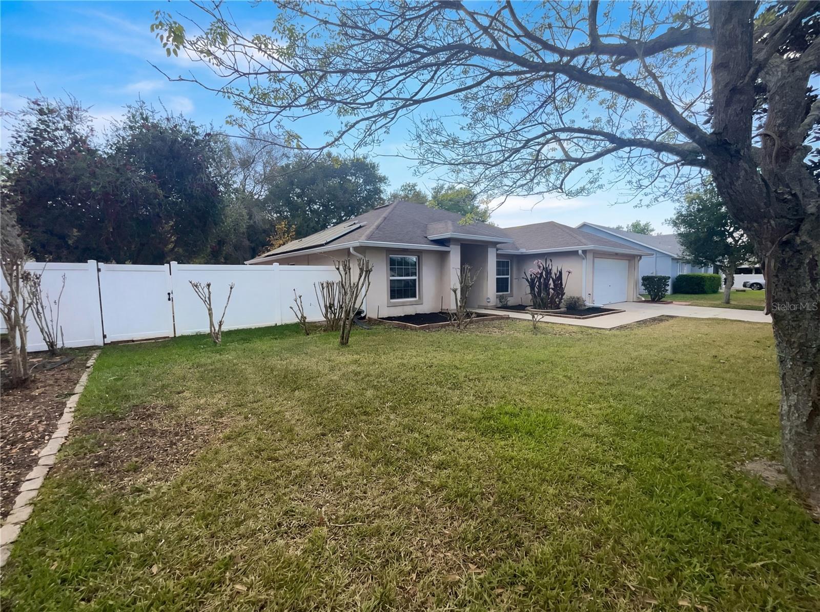 WINTER GARDEN TRLS 01-3 - Residential