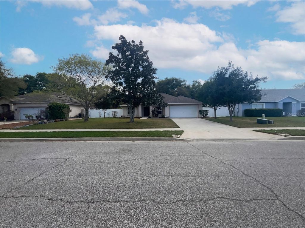 Photo of 1836 Winged Elm Place, Winter Garden, FL 34787 (MLS # O6390771)