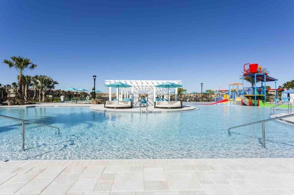 WINDSOR AT WESTSIDE PH 2B - Residential