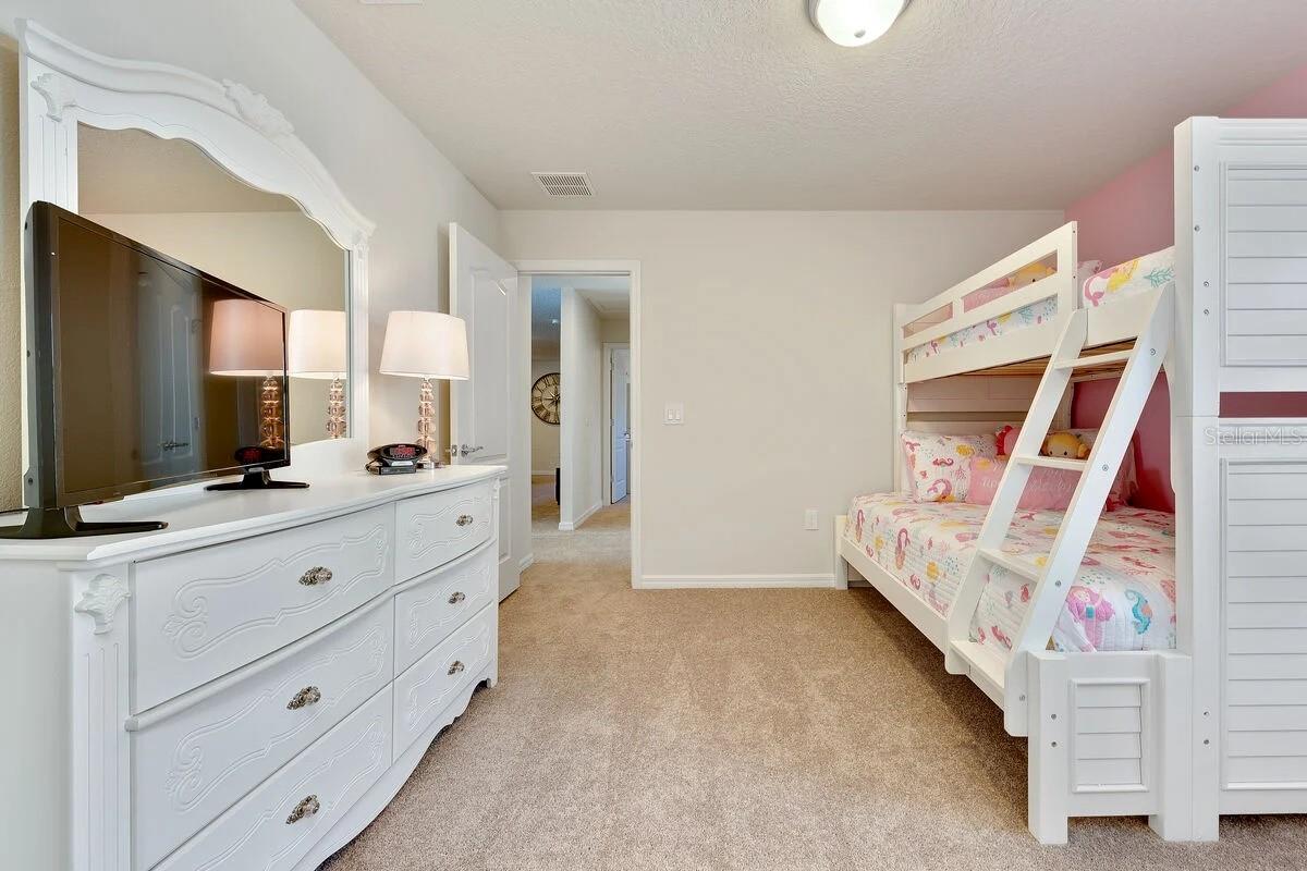 WINDSOR AT WESTSIDE PH 2B - Residential