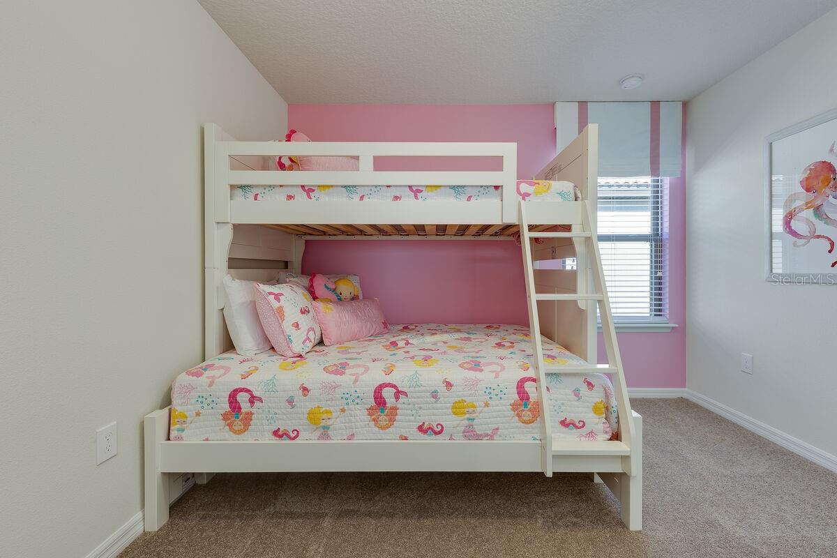 WINDSOR AT WESTSIDE PH 2B - Residential