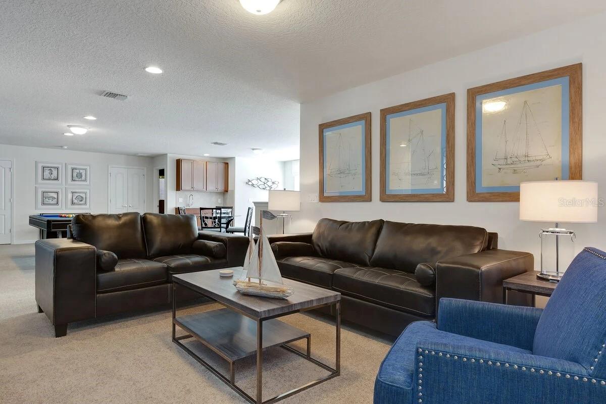 WINDSOR AT WESTSIDE PH 2B - Residential