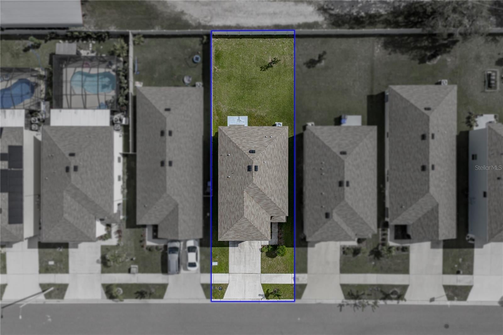 12172 LILY MAGNOLIA LANE
