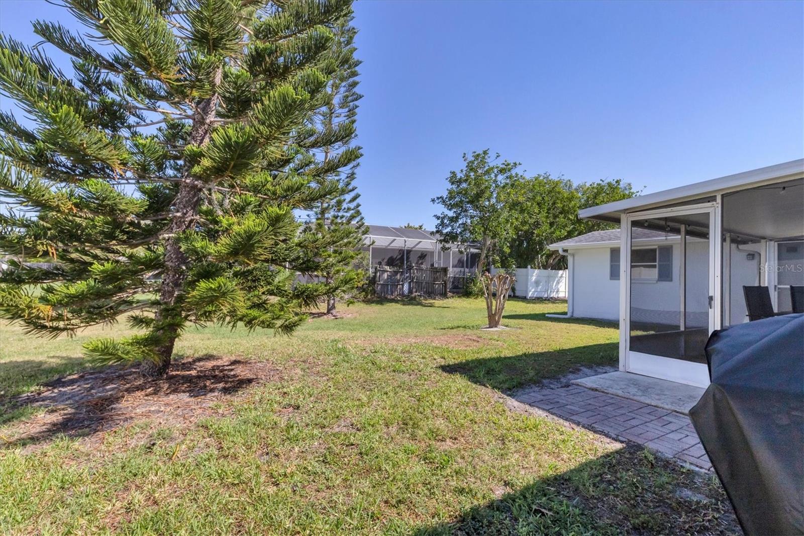 PINEHURST PARK REP OF - Residential Lease