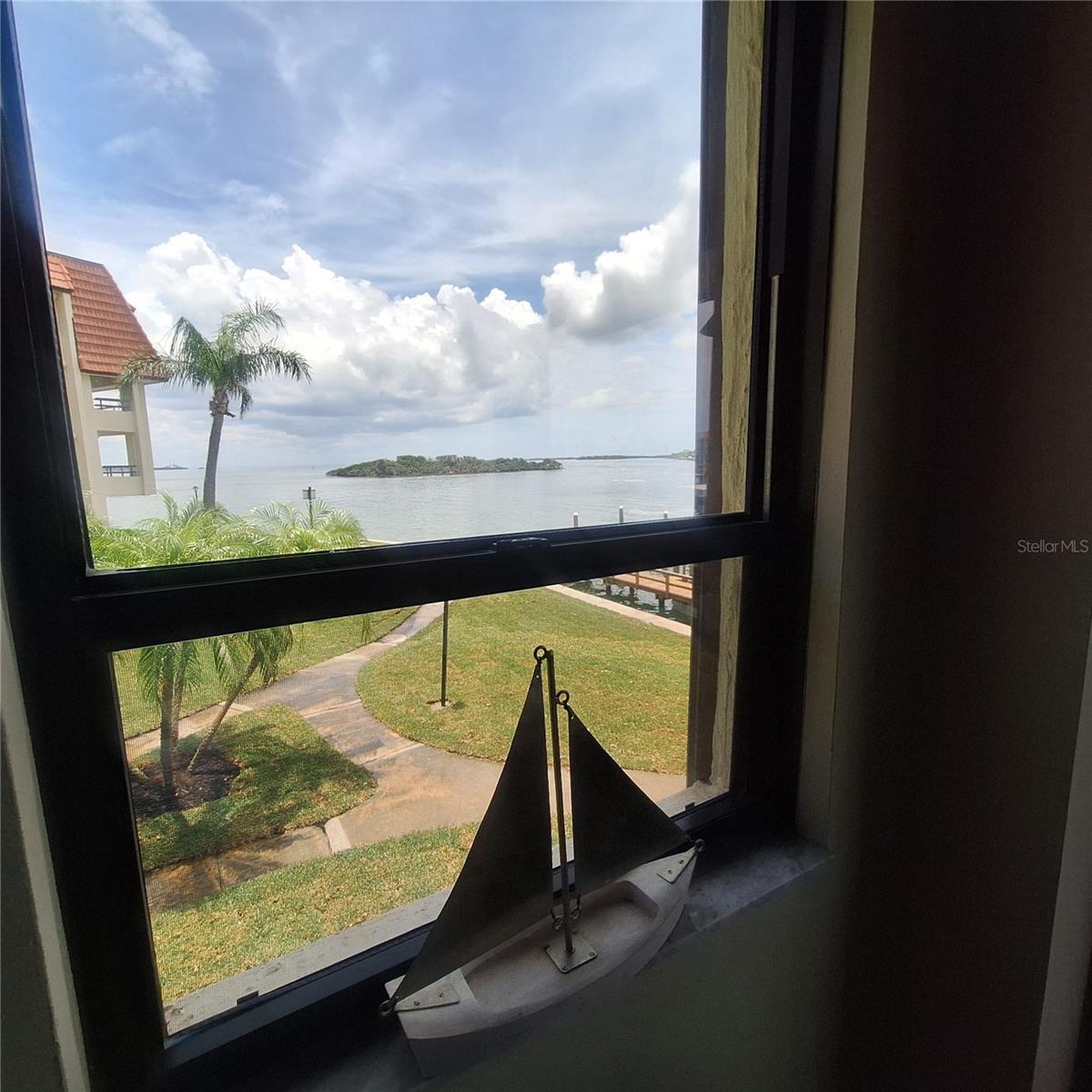 VILLAGE AT TIERRA VERDE CONDO - Residential