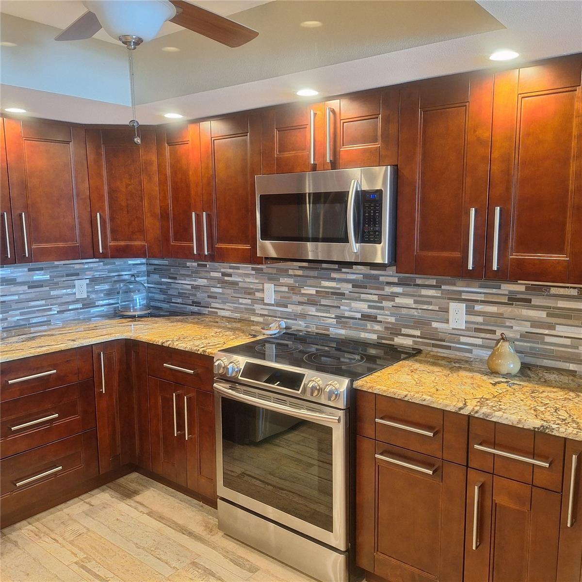 VILLAGE AT TIERRA VERDE CONDO - Residential