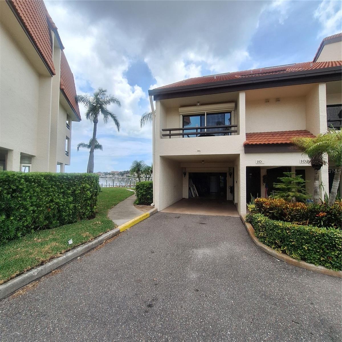 VILLAGE AT TIERRA VERDE CONDO - Residential