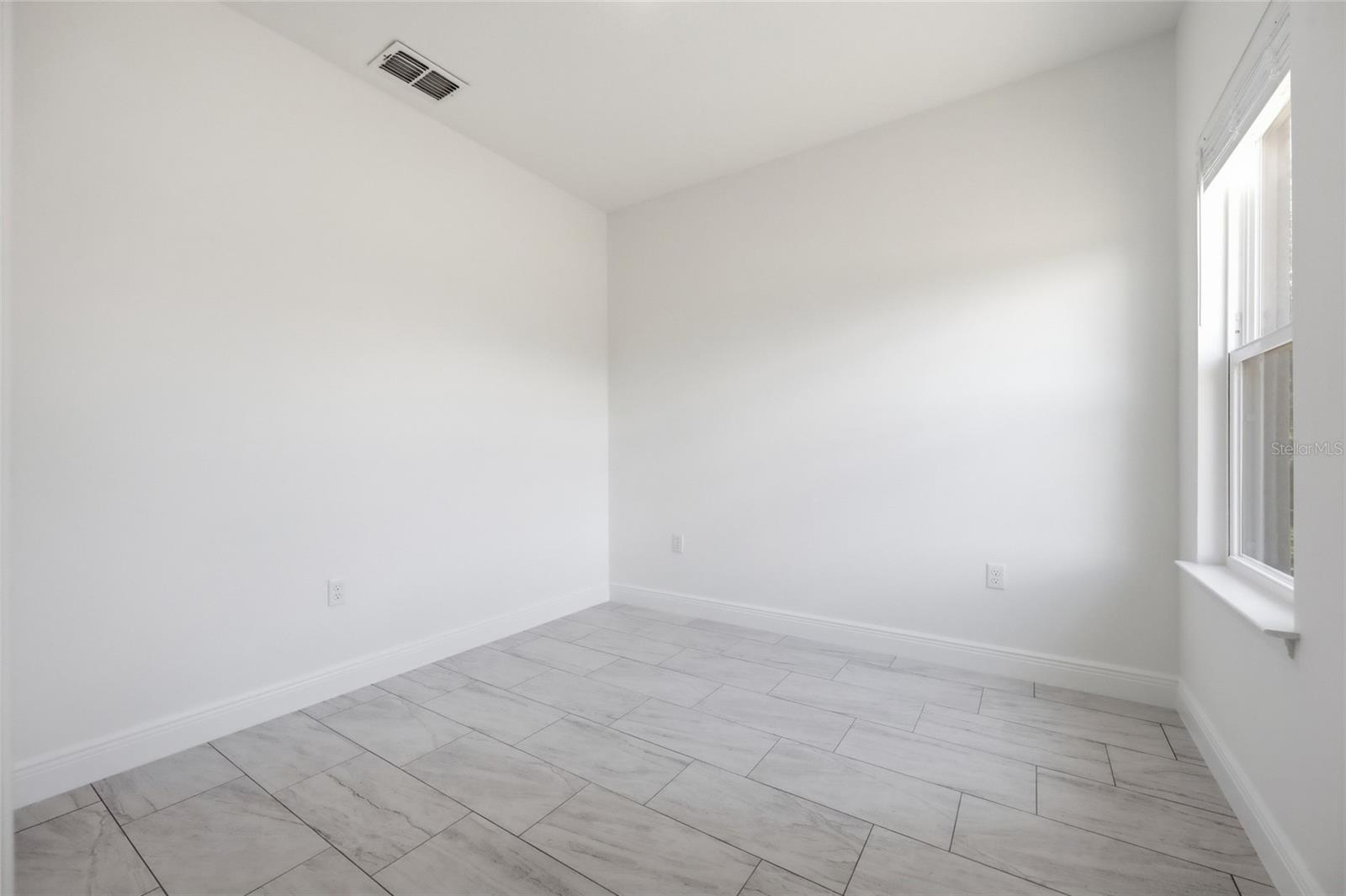 MARION OAKS UN 4 - Residential