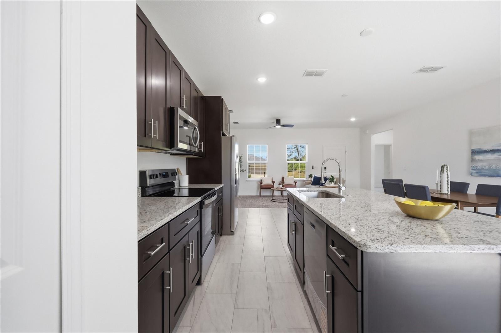 MARION OAKS UN 4 - Residential