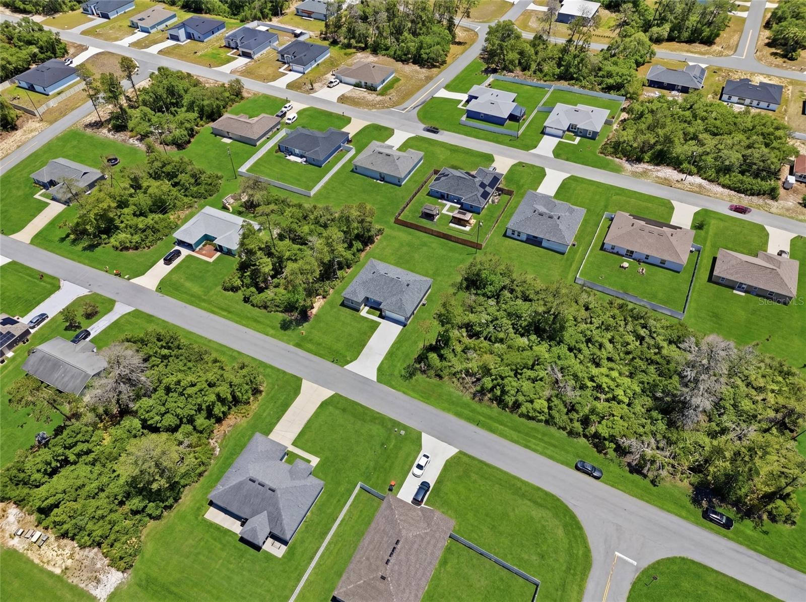 MARION OAKS UN 4 - Residential