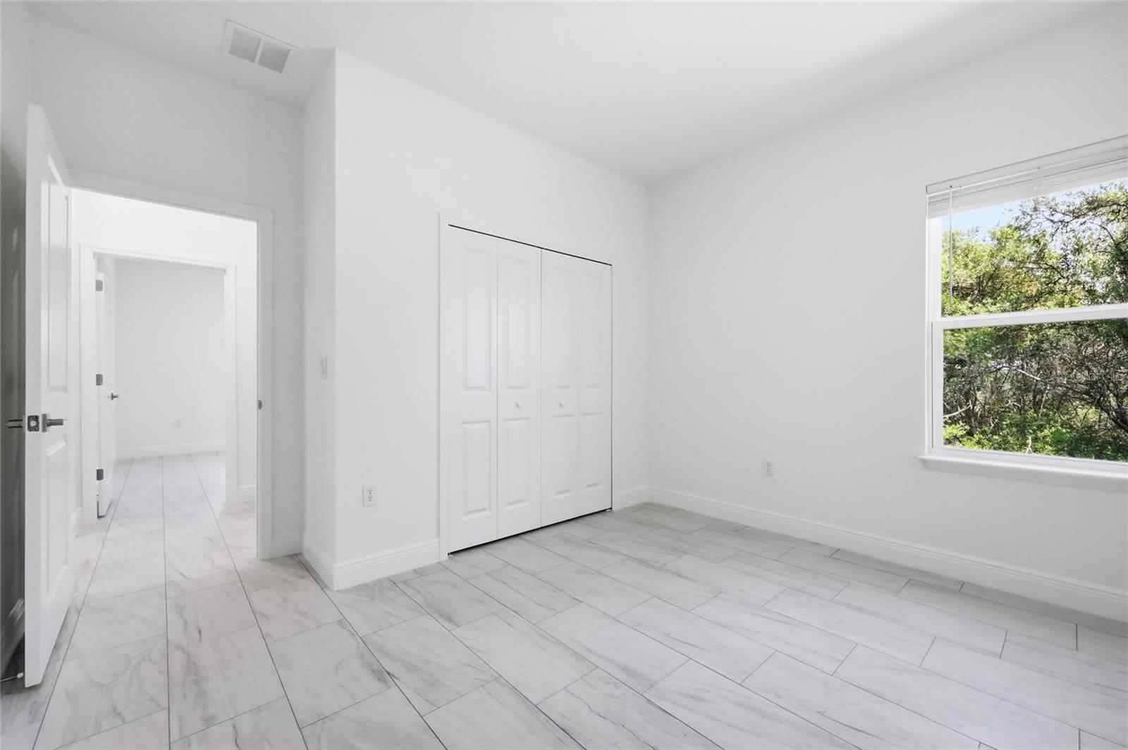 MARION OAKS UN 4 - Residential