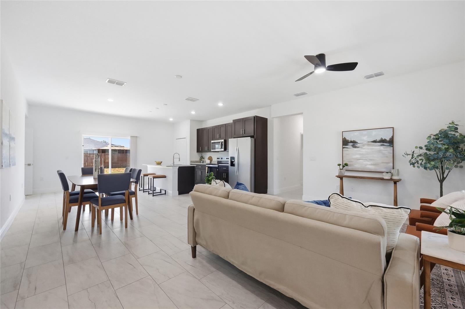 MARION OAKS UN 4 - Residential