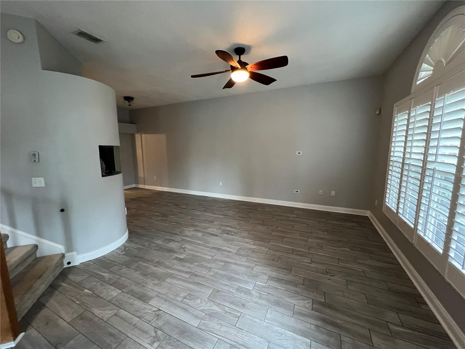 DAVIS ISLANDS PB10 PG52 TO 57 - Residential