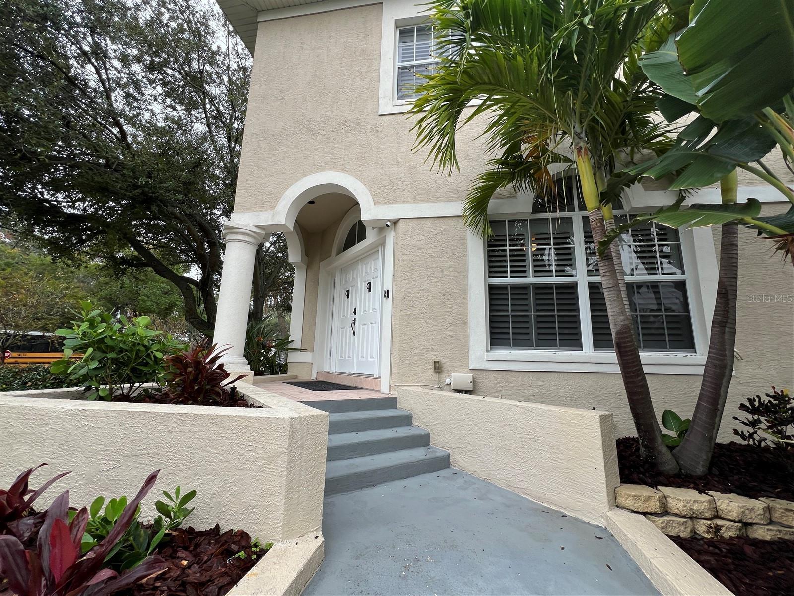 DAVIS ISLANDS PB10 PG52 TO 57 - Residential