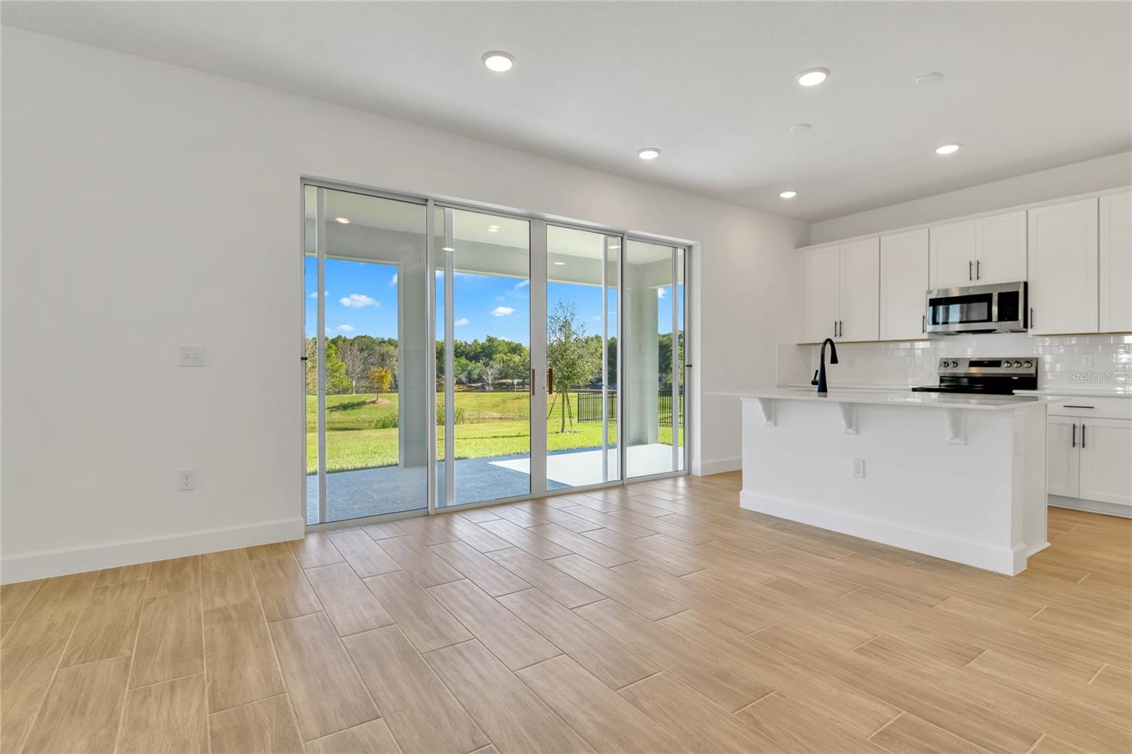 813 SLIVER RIDGE LANE