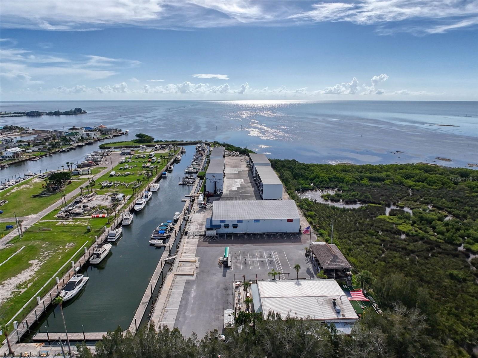 CAPE CAY - Land
