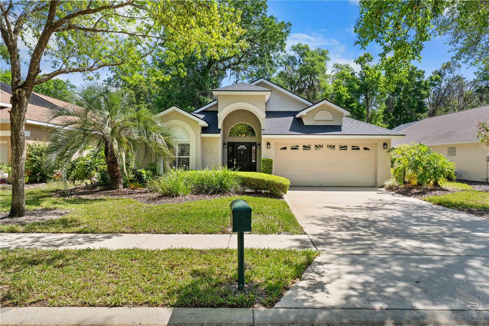 3349 GLENSHANE WAY