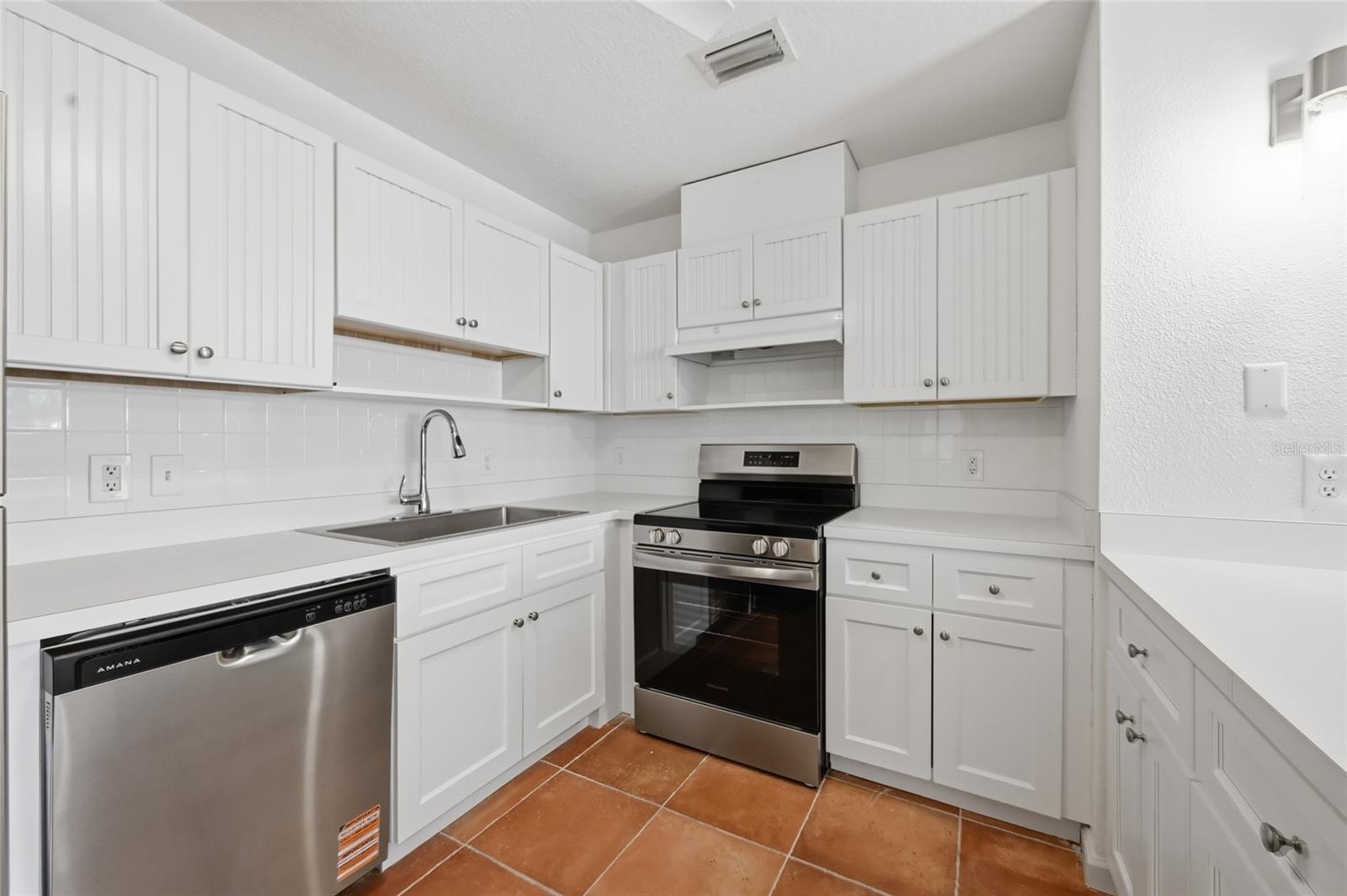 BIMINI BAY COLONY CLUB - Residential