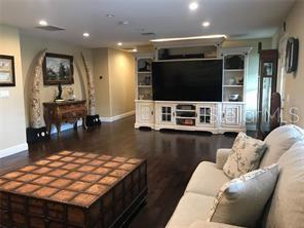 Photo of 3309 NE 10th Street, Ocala, FL 34470 (MLS # OM717357)