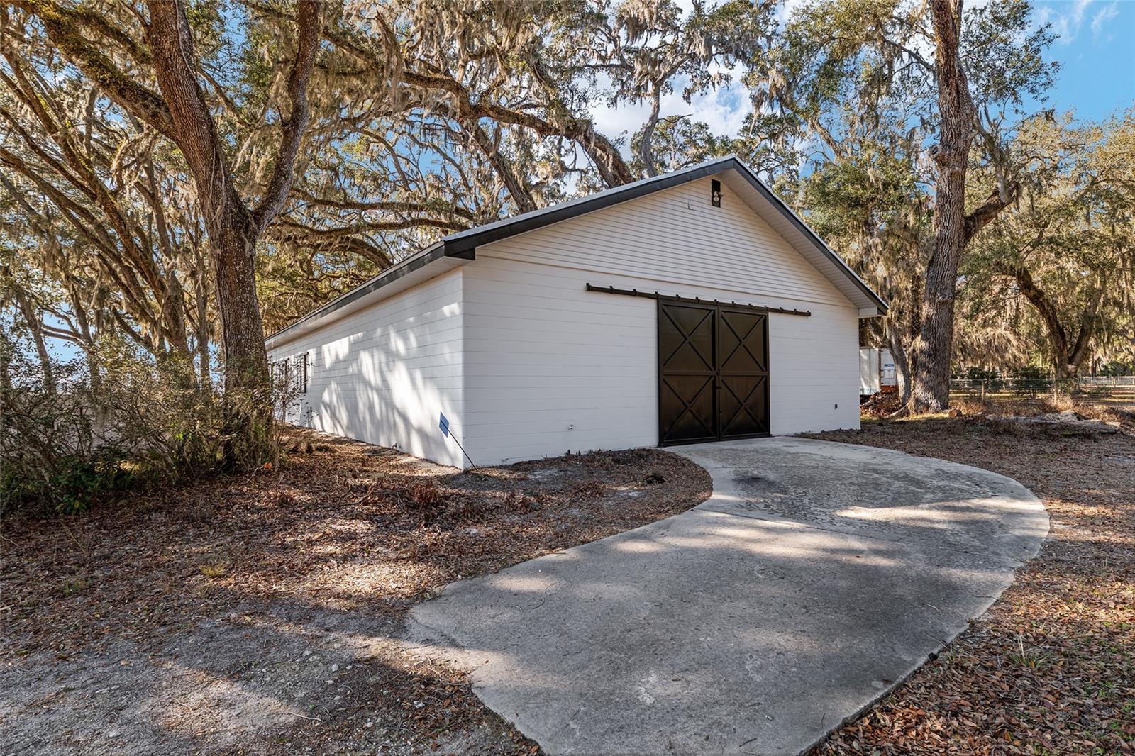 ZIGMON ISLAND ESTATE - Residential