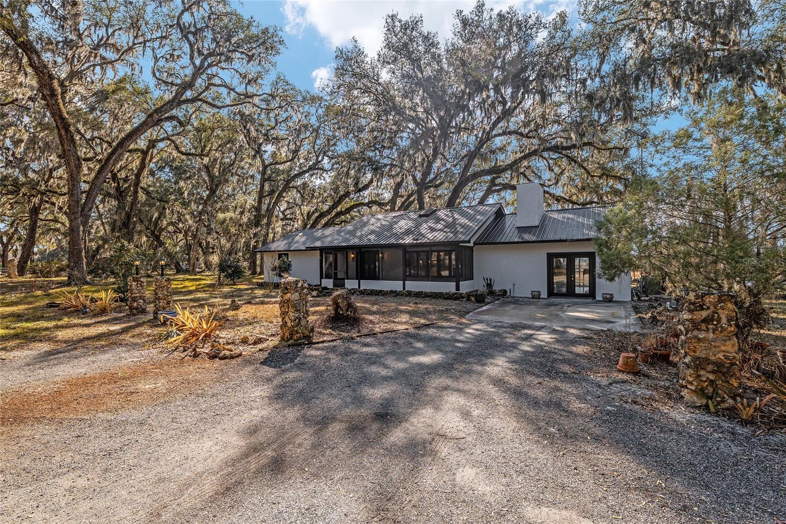 ZIGMON ISLAND ESTATE - Residential