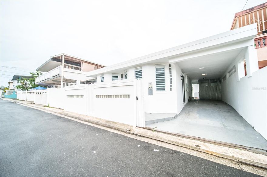 For better deals Please Call The Listing agent directly. If you press the button for automatice texts you will get another agent. The remodel includes  brand New Electrical, brand new new plumbing ,  brand new windows, and  the roof has a ten year warranty.

Renovated Home with Income Potential & Rooftop Expansion
This fully remodeled home is equipped with all new appliances and features updated bathrooms. The new roof has been meticulously restored, and all bedrooms include installed air conditioning.
Versatile Casita: A separate "casita" with its own kitchen and bathroom offers excellent rental income potential or flexible guest space.
Secure and Spacious: Enjoy a double gated entrance and double marquees for abundant parking.
Outdoor Living: A finished wrap-around porch and a comfortable roof access staircase, perfect for a future patio.
For all inquiries, please call the listing agent directly. Automated messages are not monitored correctly.