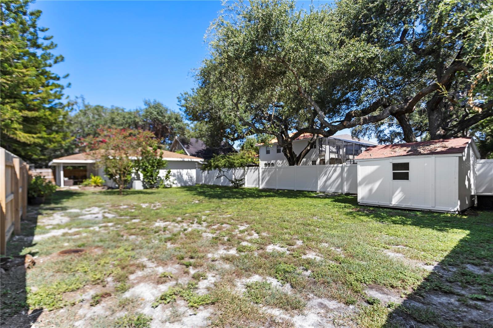 MIDWAY HEIGHTS - Residential Lease