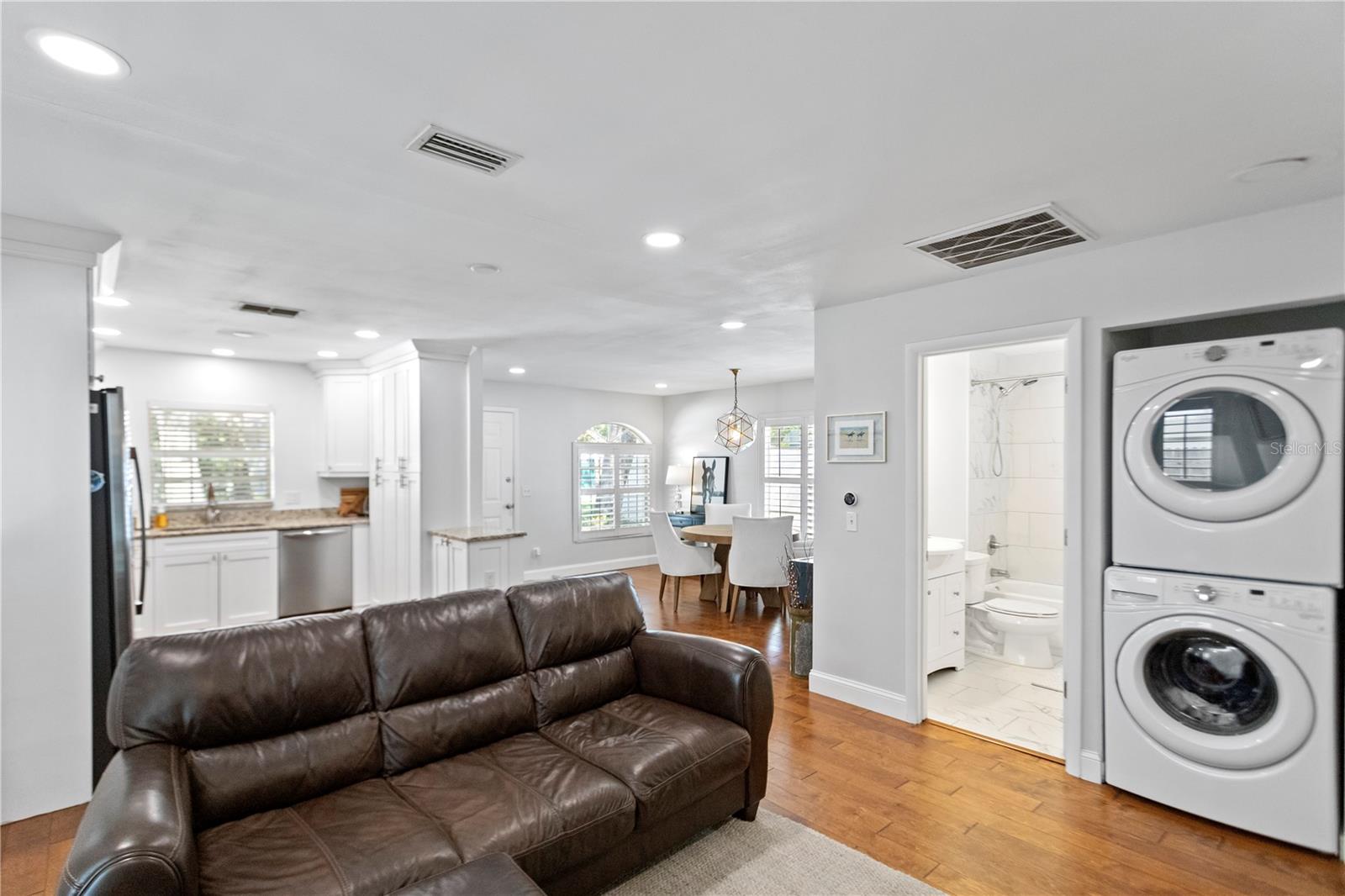 MIDWAY HEIGHTS - Residential Lease