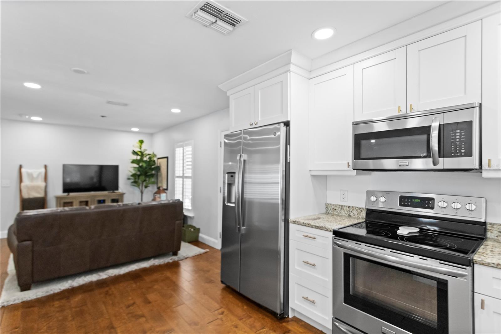 MIDWAY HEIGHTS - Residential Lease