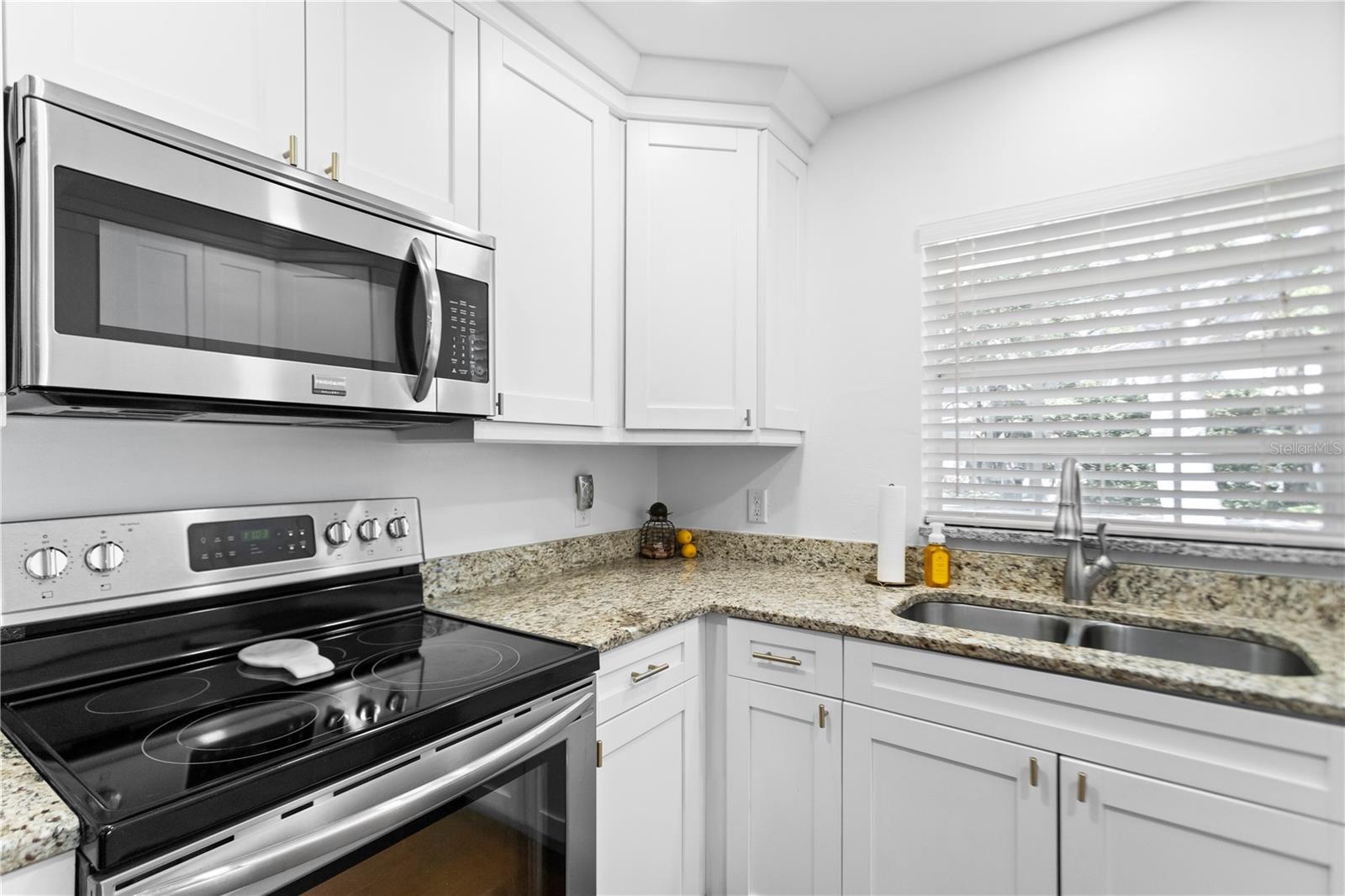 MIDWAY HEIGHTS - Residential Lease