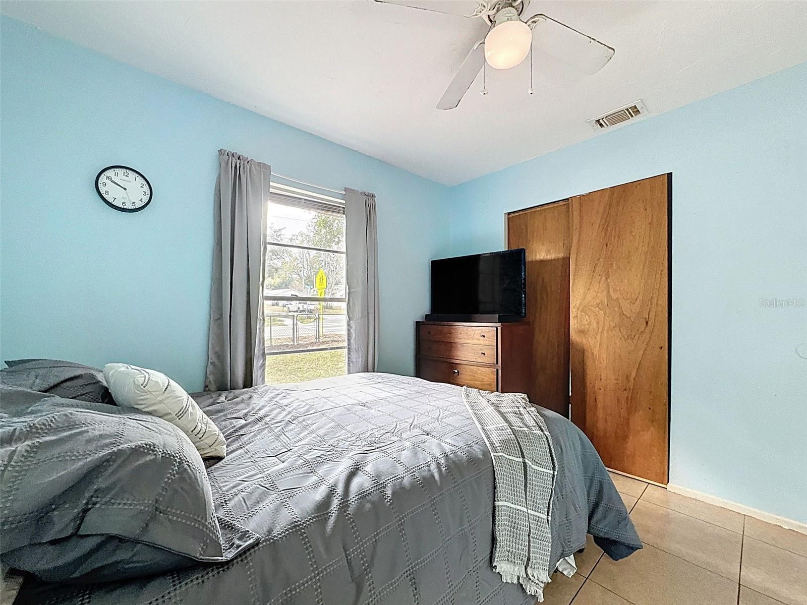 HILL N DALE - Residential