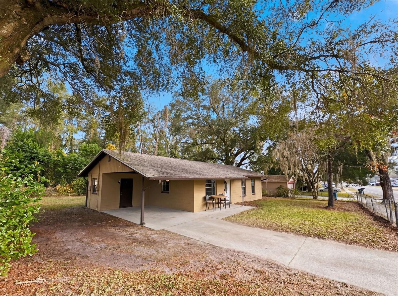 HILL N DALE - Residential