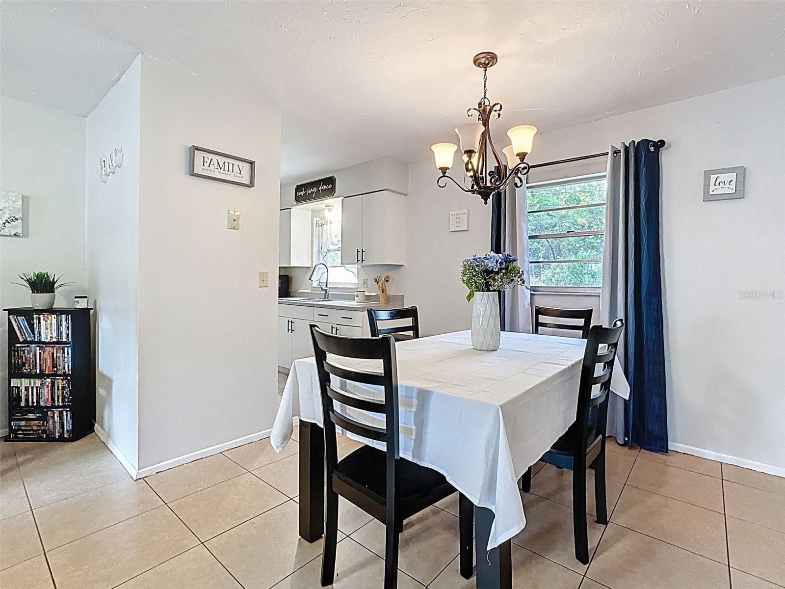 HILL N DALE - Residential