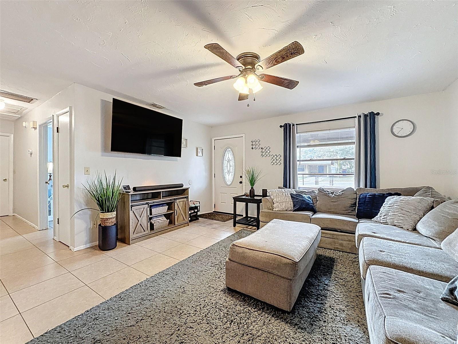 HILL N DALE - Residential