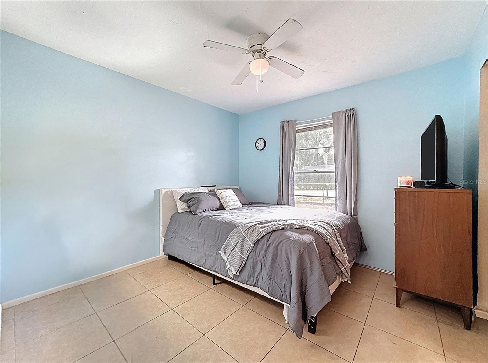 HILL N DALE - Residential