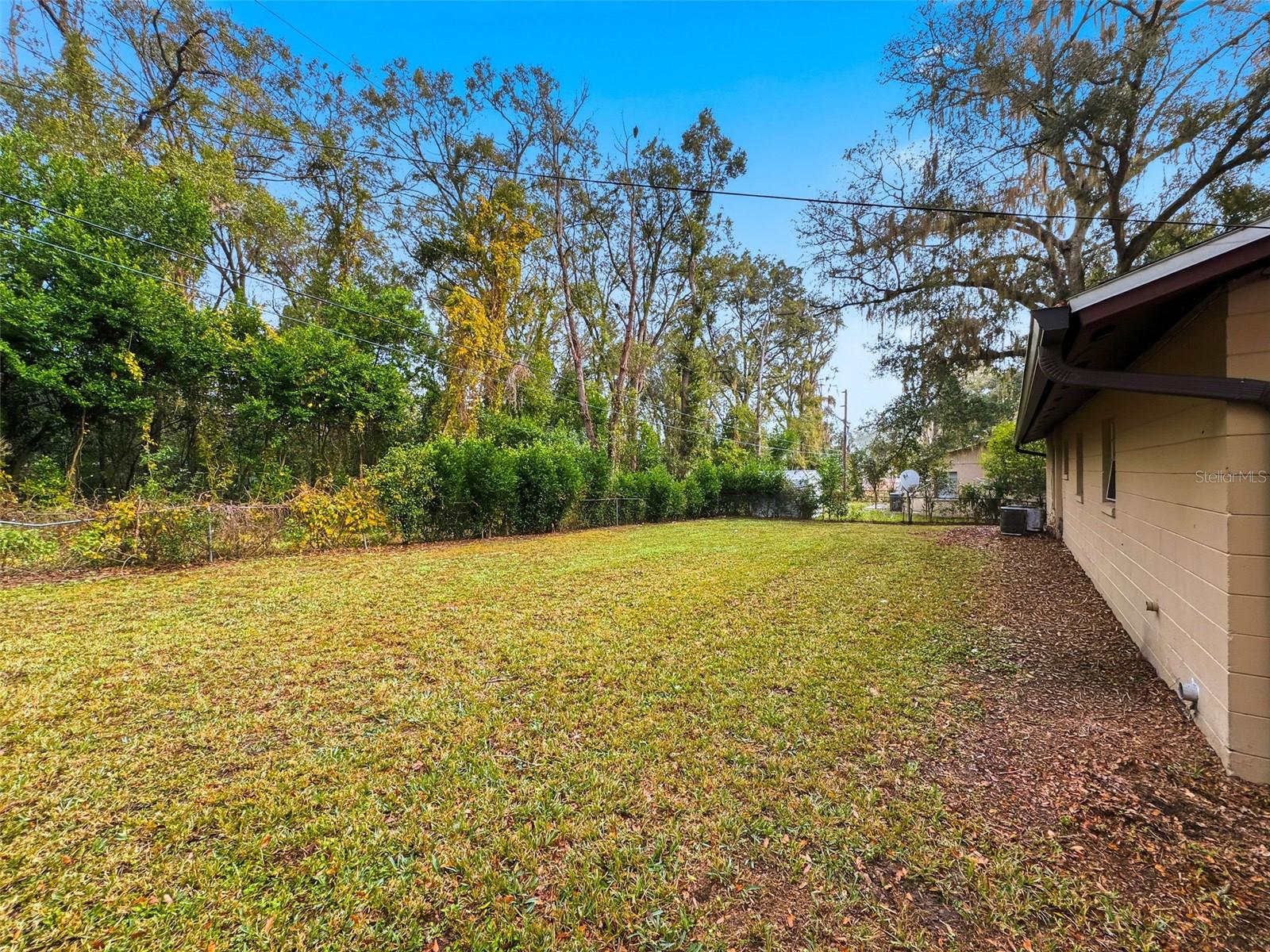 HILL N DALE - Residential