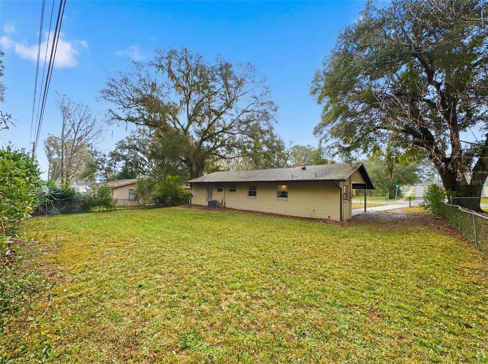 HILL N DALE - Residential