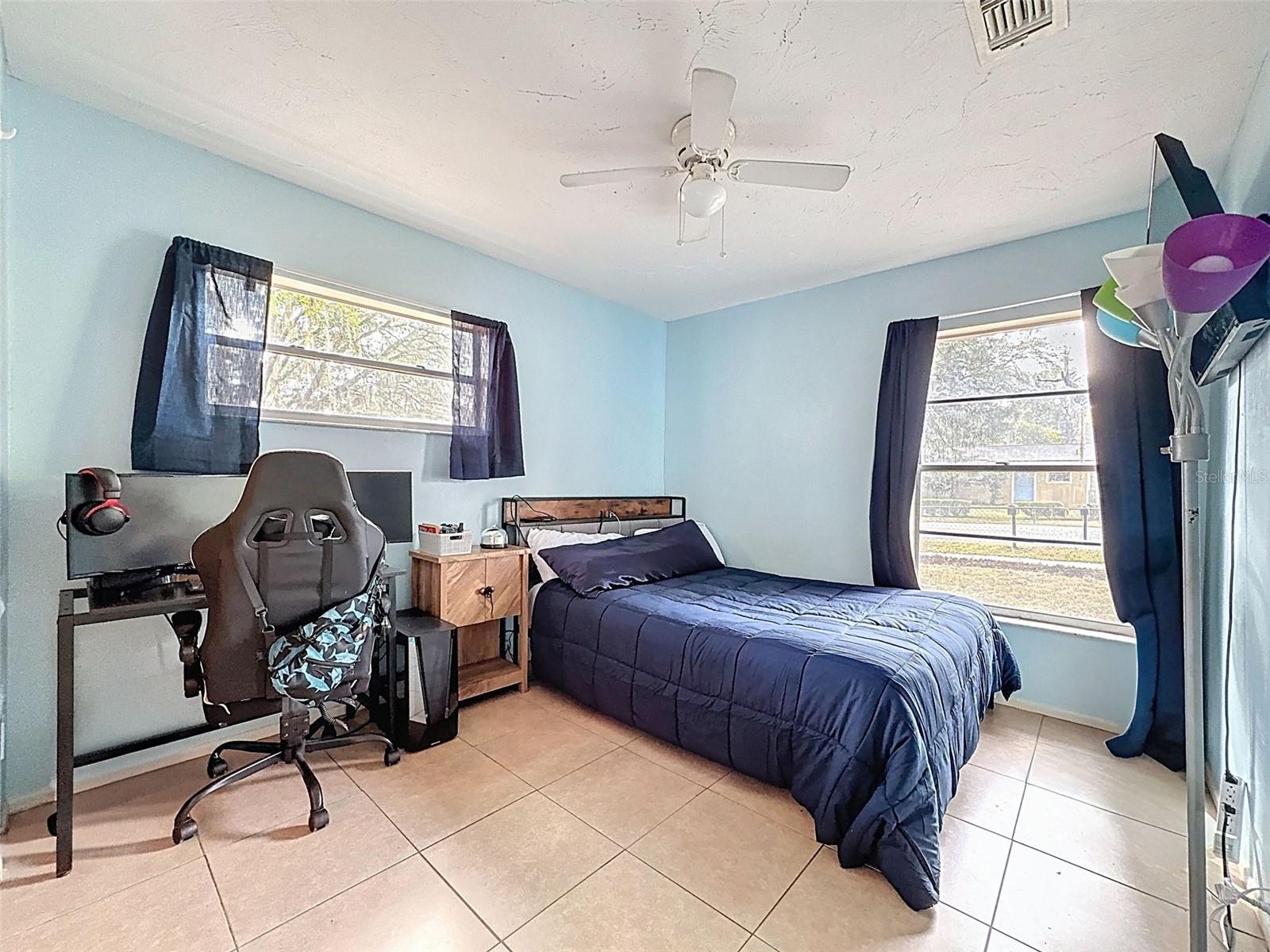 HILL N DALE - Residential