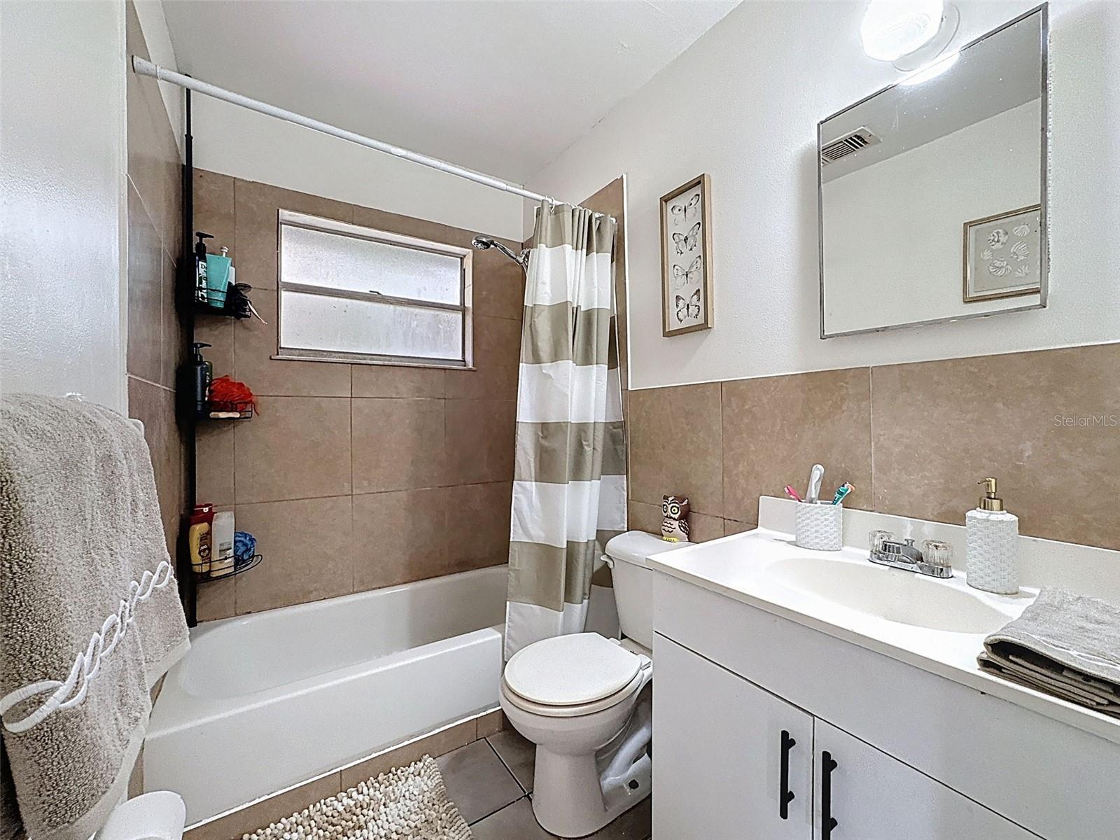 HILL N DALE - Residential