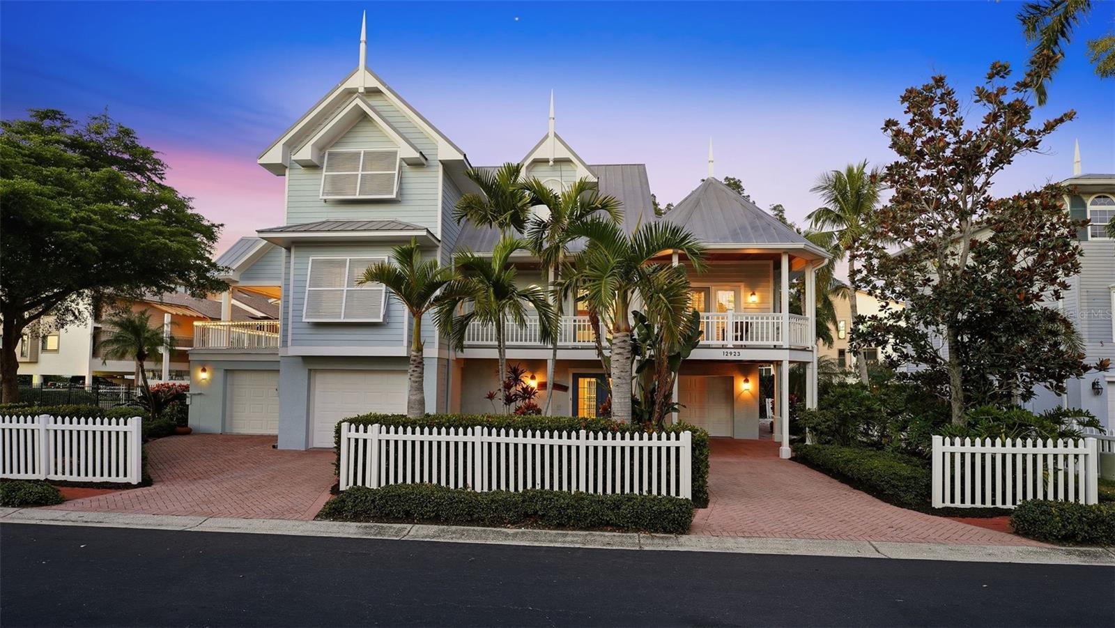 COVE SOUND YACHT CLUB - Residential