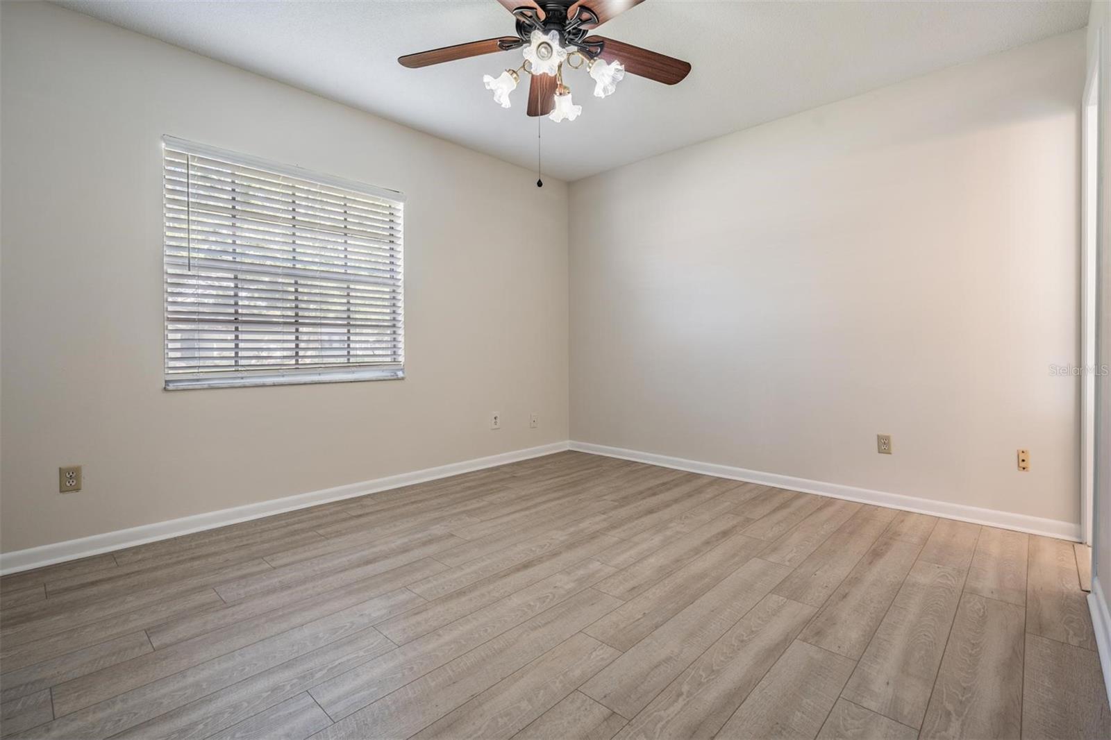 TOWNN COUNTRY PARK UNIT 24 - Residential