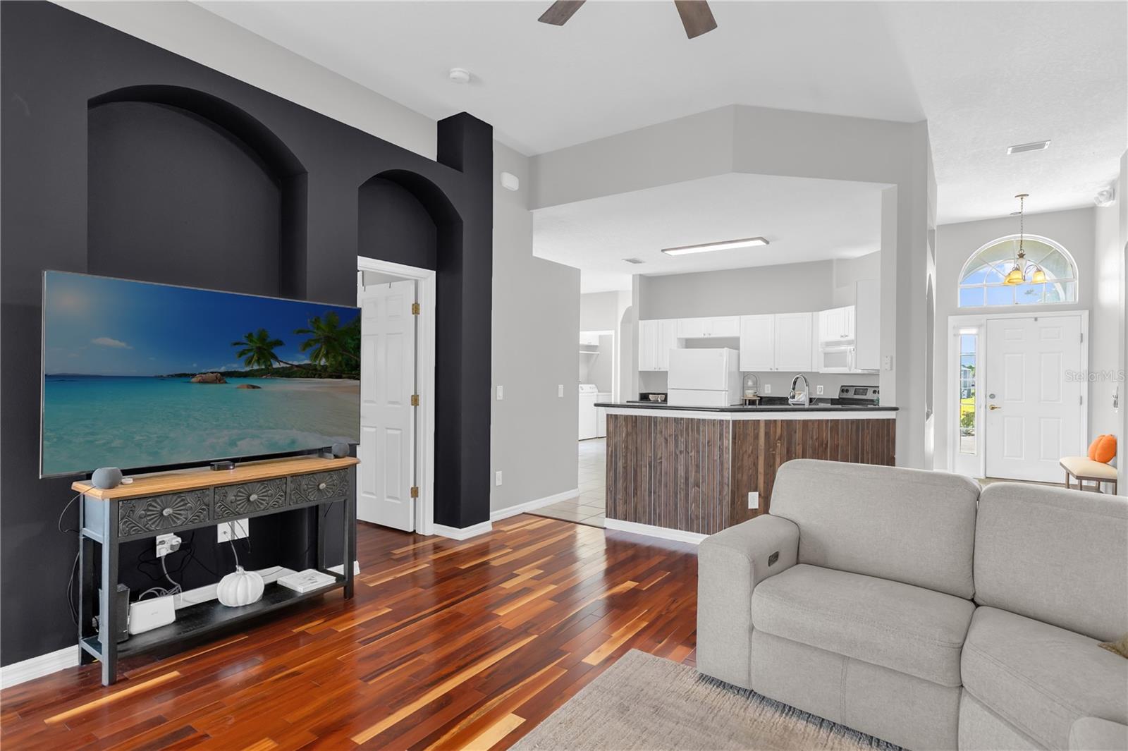 CALABAY PARC-UNIT ONE PB - Residential