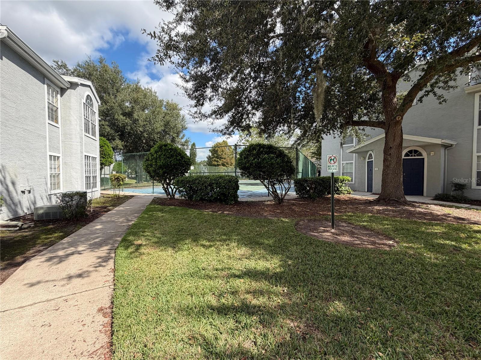 COLUMBIA ARMS CONDO - Residential Lease