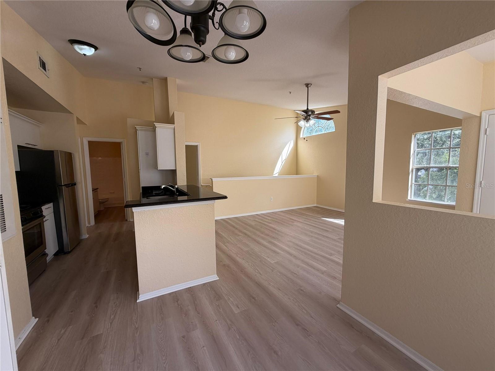 COLUMBIA ARMS CONDO - Residential Lease