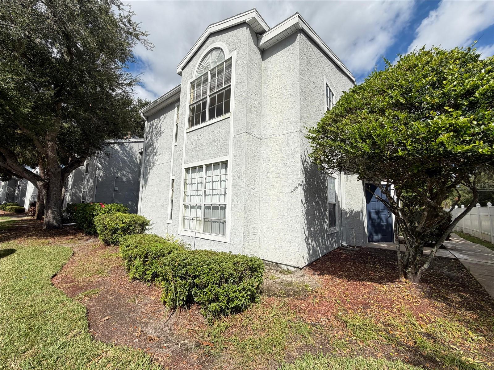 COLUMBIA ARMS CONDO - Residential Lease