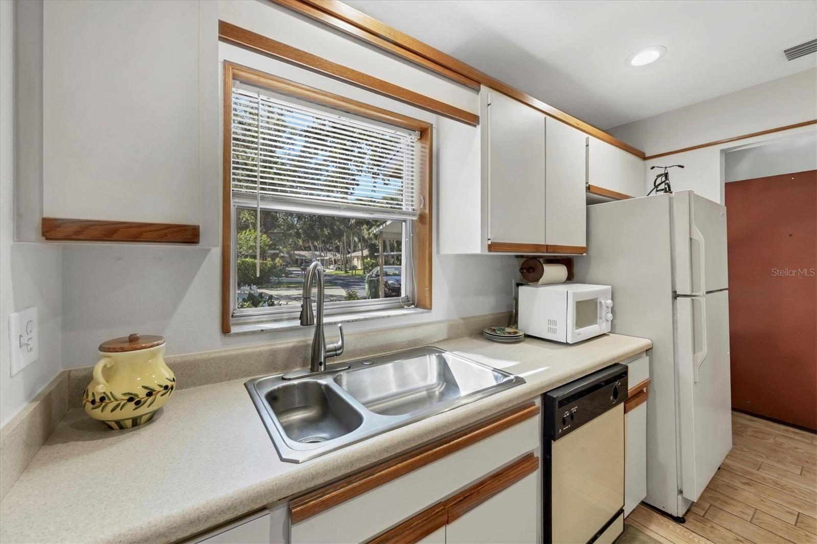 VILLAGE GARDENS PH 2 - Residential