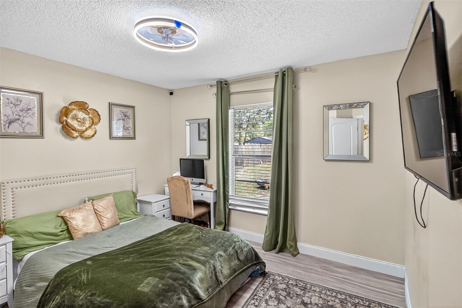 COUNTRY SHIRE - Residential