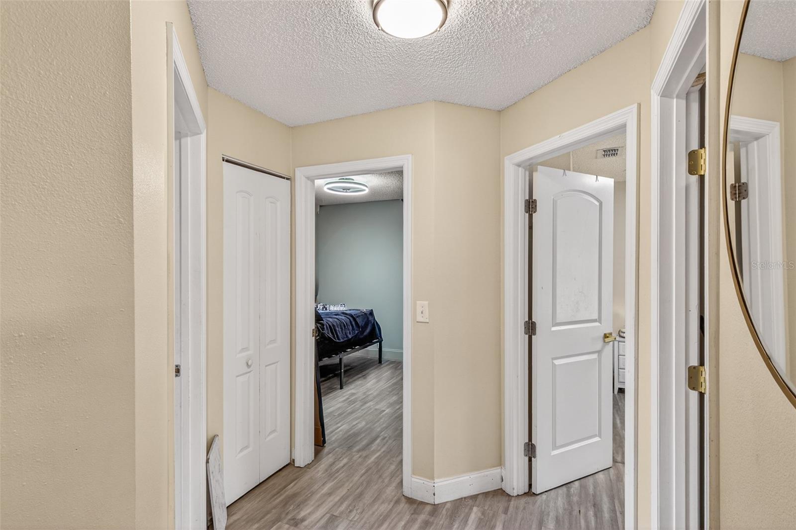 COUNTRY SHIRE - Residential