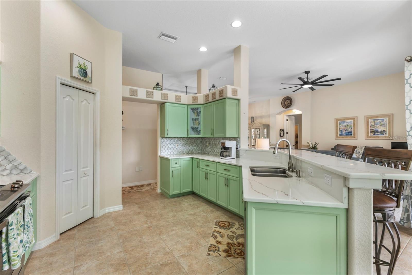 GULF VIEW ESTATES - Residential